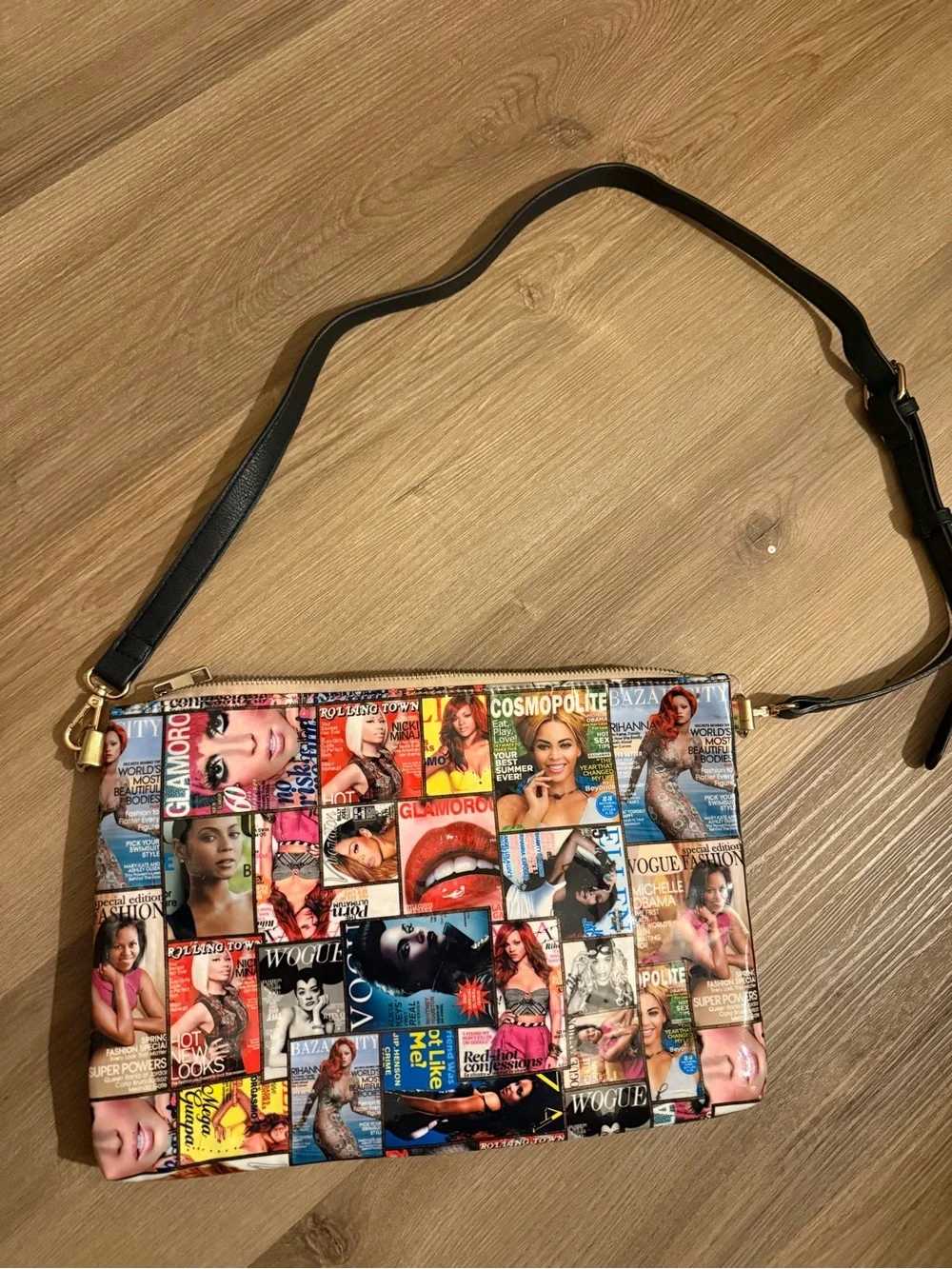 Magazine Cover Print Crossbody Bag in Multicolor